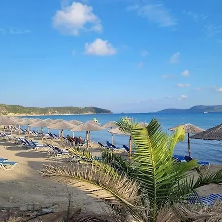 Ferienpoolwohnung Vrisoules * Methoni (Messenia)